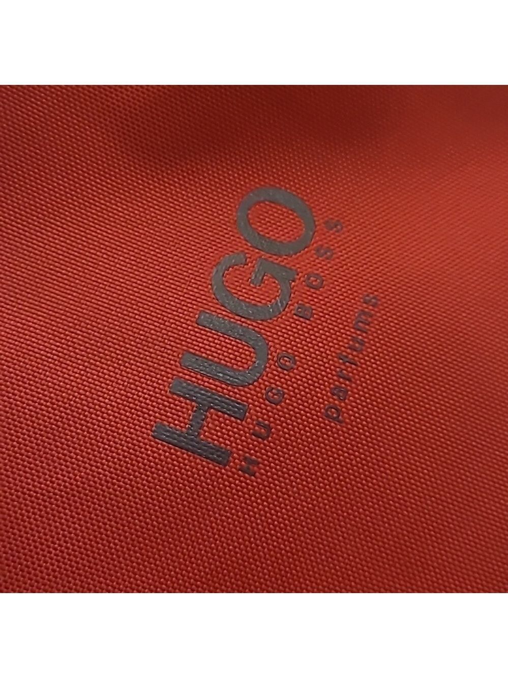 Hugo Boss Parfums Red Duffle Bag Travel Gym Handbag Black handles like new - Picture 8 of 10